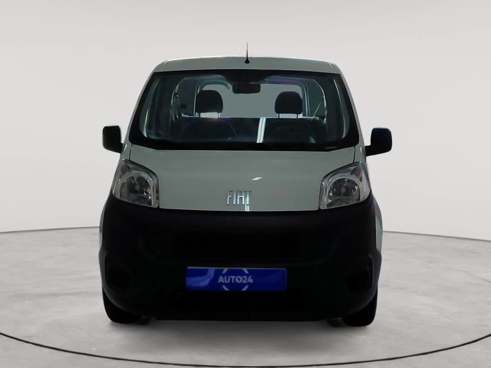uploads/vehicles/2024/12/1735231158740-903.webp