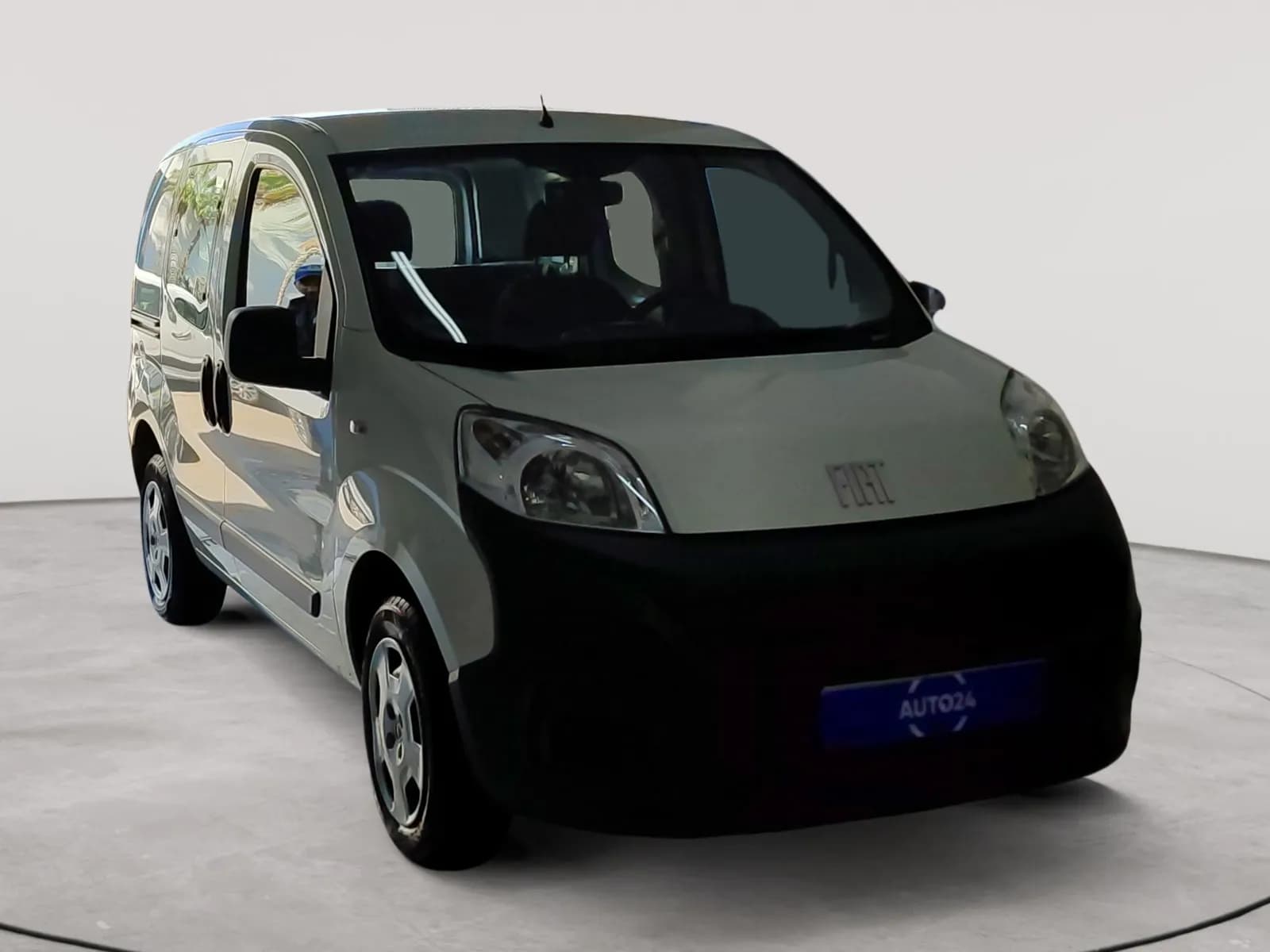uploads/vehicles/2024/12/1735231159278-438.webp