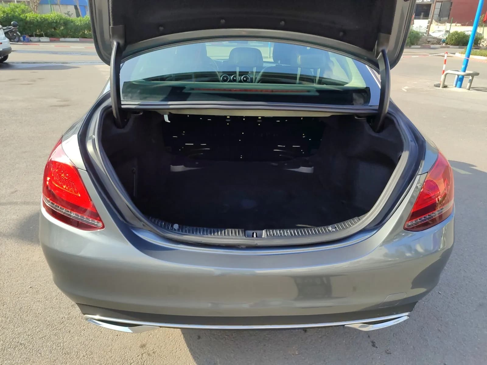 uploads/vehicles/2024/12/1735644312667-177.webp