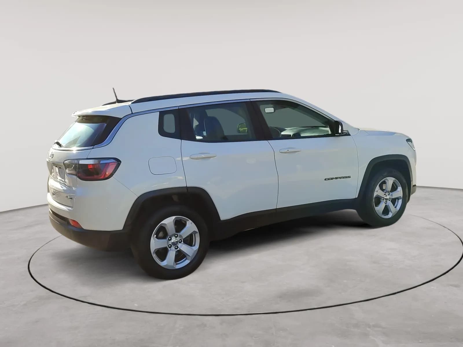 uploads/vehicles/2025/01/1736954879476-644.webp