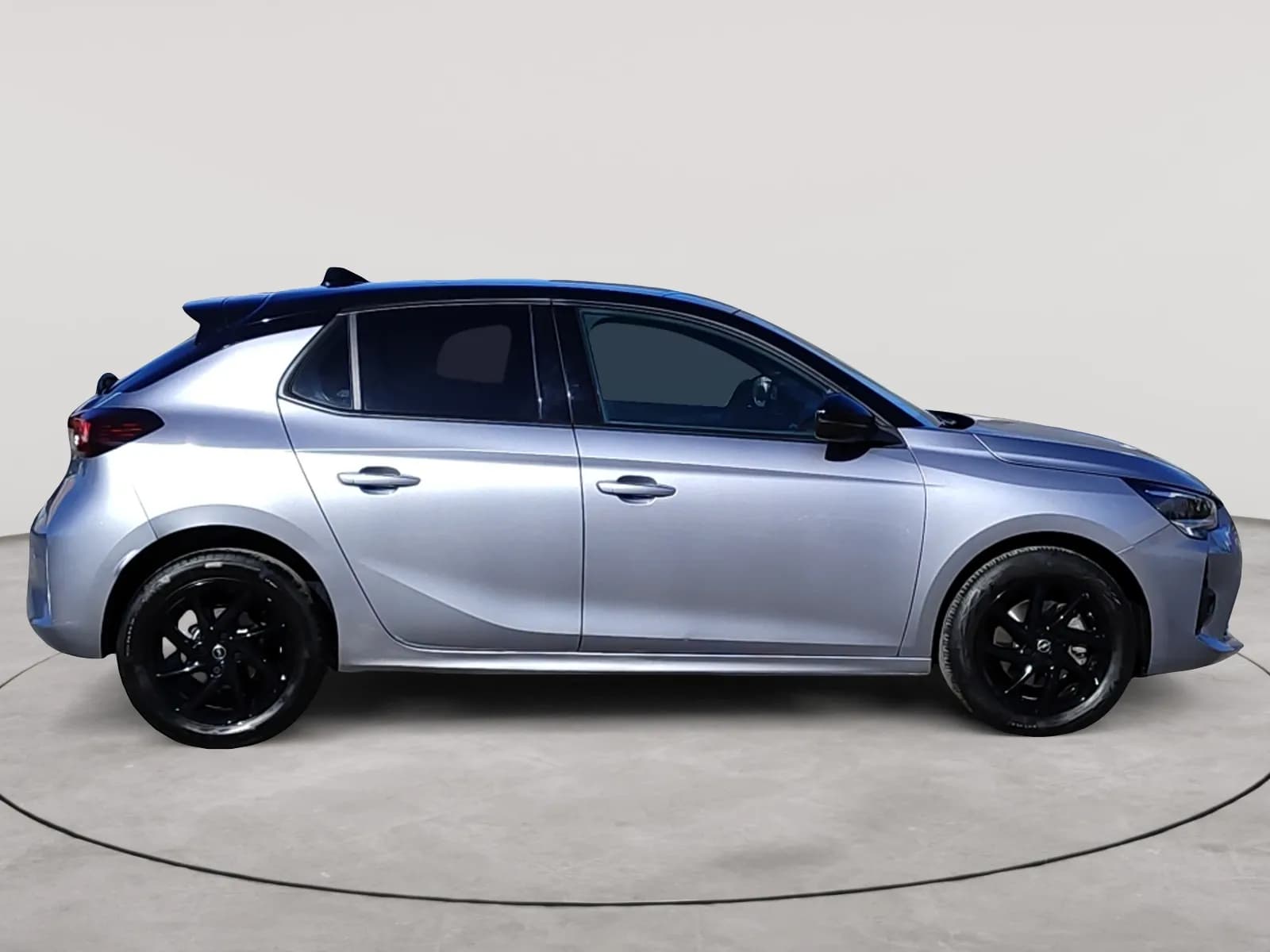 uploads/vehicles/2025/01/1736955814434-829.webp
